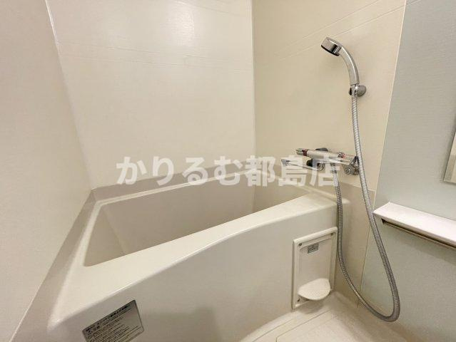 ワールドアイ都島駅前の浴室