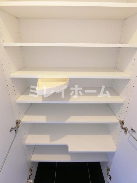 アジールコート雪が谷大塚の玄関