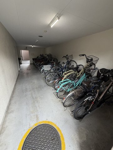 グランドハイツ田端の駐輪場