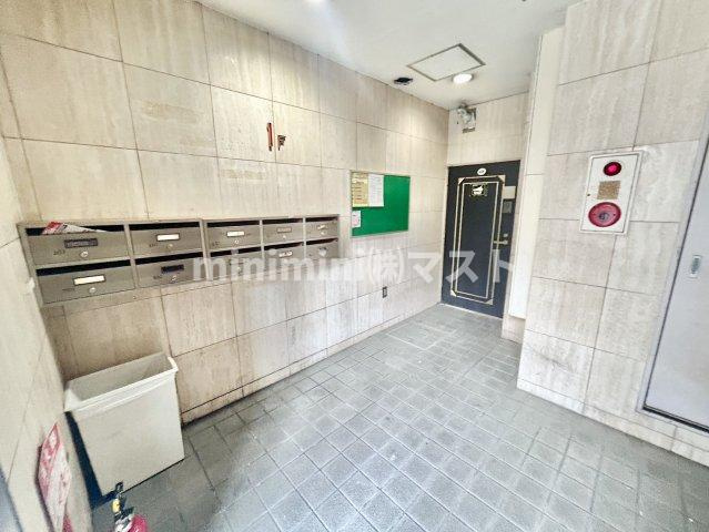 大阪市西区九条１丁目の賃貸マンションのロビー