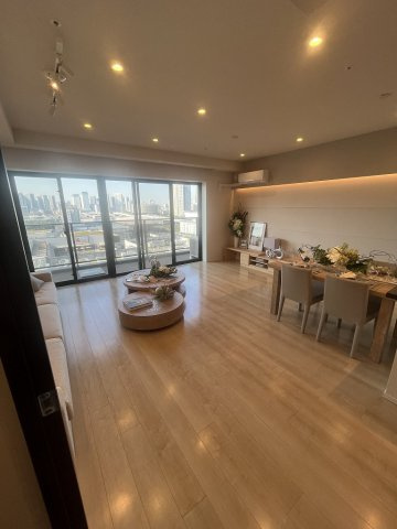 シティタワーズ東京ベイセントラルタワーのロビー