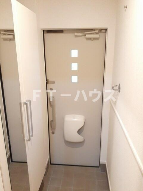 メゾンエスポワールの玄関