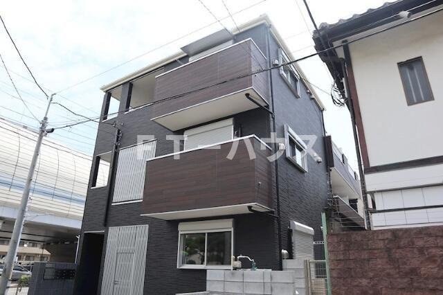 湊町ウッドヴィレッジの外観