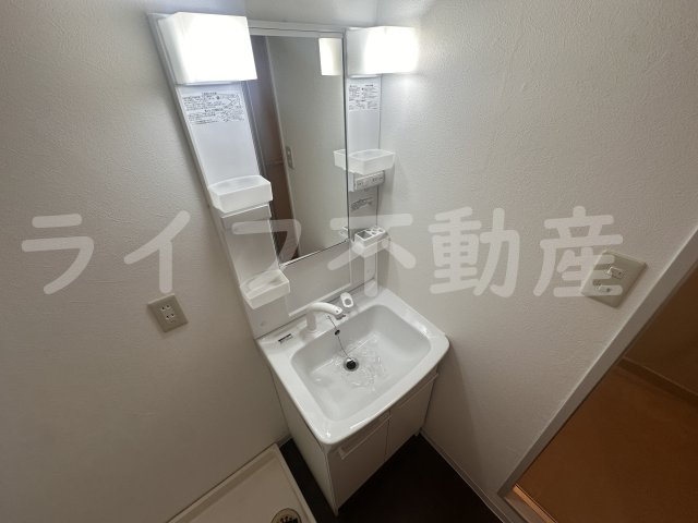 ロイヤルマツイの独立洗面台