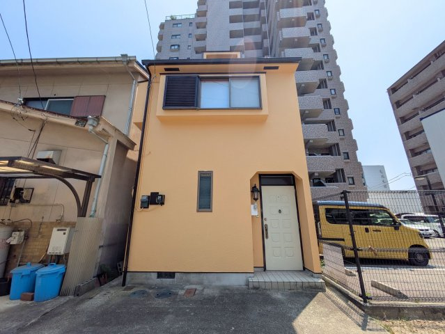 南持田町戸建て
