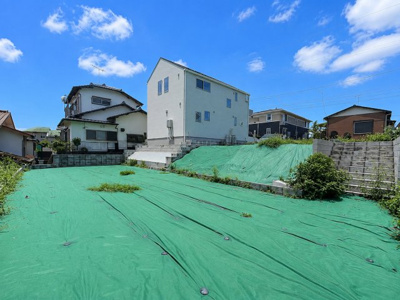 【外観】 | ◆町田市本町田　売地◆ | ◆一戸建てを中心とした街並みが整然と続き、周辺は高い建物が建っていないので、緑の多い閑静な趣を感じる環境です。街並みや周辺環境も重要なポイントです！！