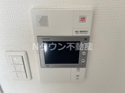 【セキュリティ】 | エスリード新栄マルス | モニター付きインターフォンです。