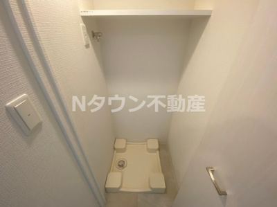 【設備】 | エスリード新栄マルス | 洗濯機置き場です。