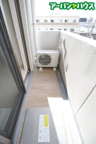 月光 千日前のバルコニー