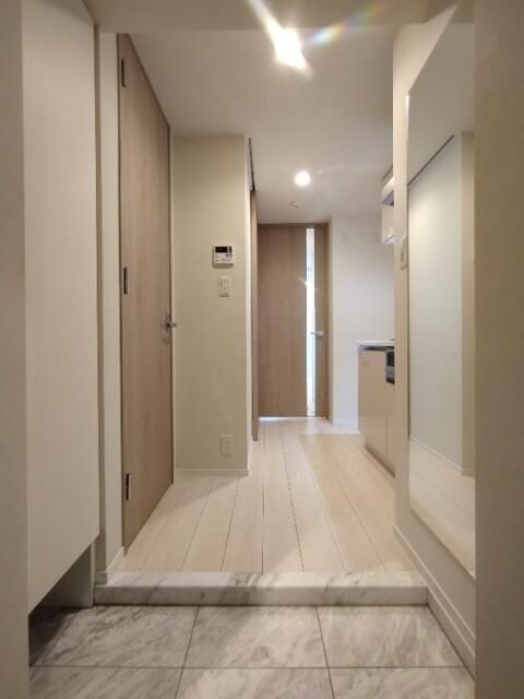 クレイシア入谷の玄関