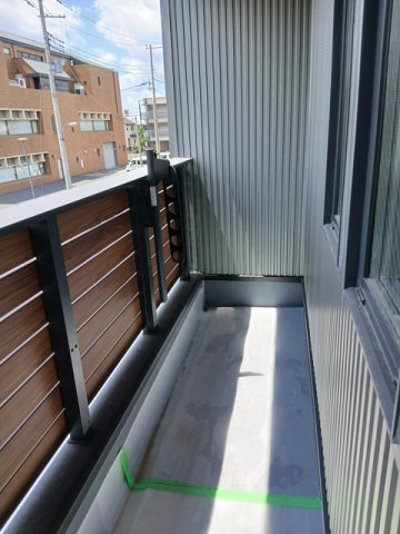 戸田市大字新曽のタウンのバルコニー