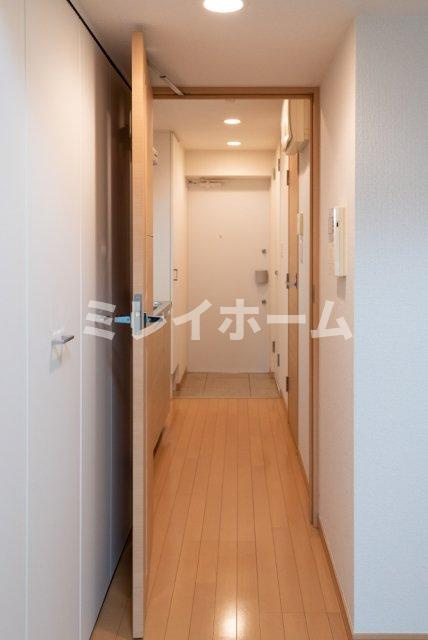 ヴォーガコルテ西馬込アジールコートの玄関