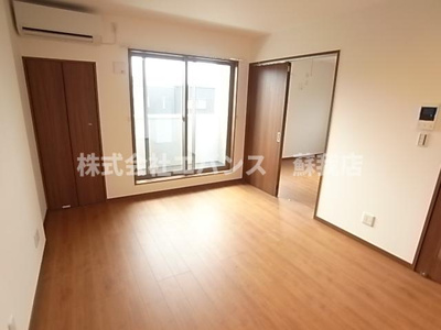 【居間・リビング】 | アルプス | ゆったりとした居間です