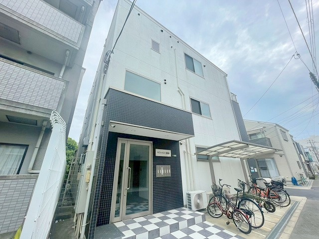 サファイス１番館の外観