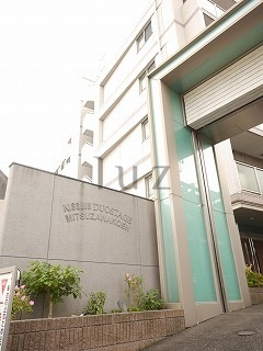 日神デュオステージ三ツ沢公園の外観