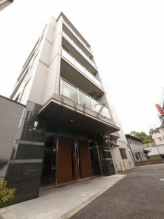 日神デュオステージ三ツ沢公園の外観
