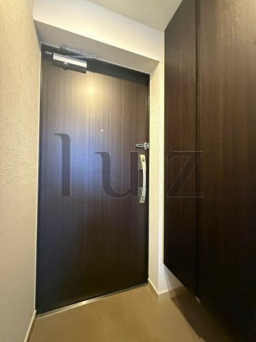 ショウケンレジデンス横浜阪東橋の玄関