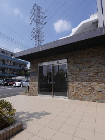 エクセル新川崎のエントランス