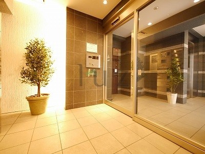 メゾン青空東戸塚のエントランス