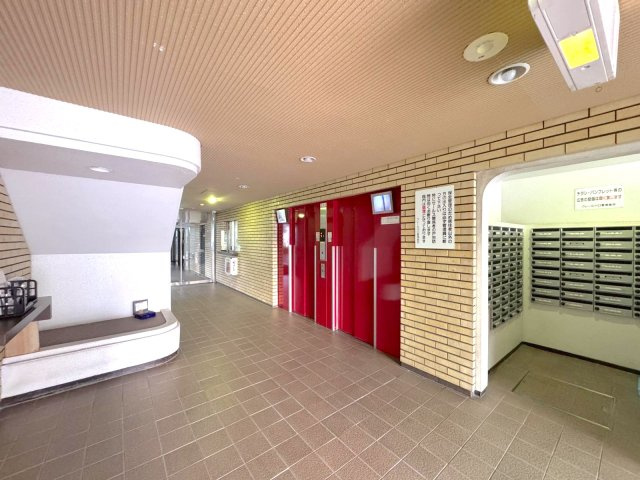 クレール川口のエントランス|エントランスホール