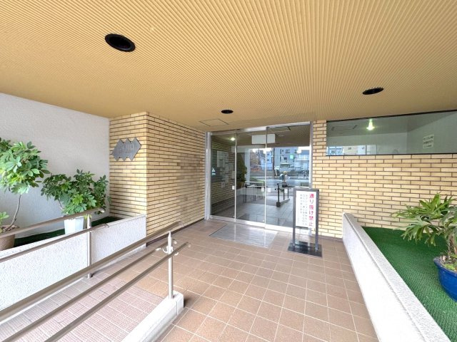クレール川口|エントランス入り口