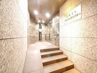 イーリス天王町のエントランス