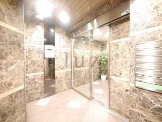 イーリス天王町のエントランス