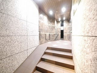 イーリス天王町のエントランス