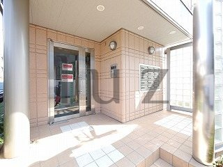 チェリーハウスⅢのエントランス