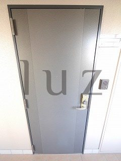 チェリーハウスⅢの玄関
