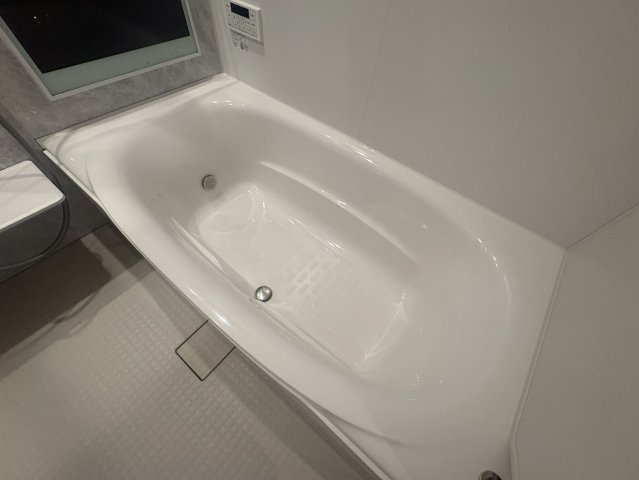 クラシスト泉町の浴室
