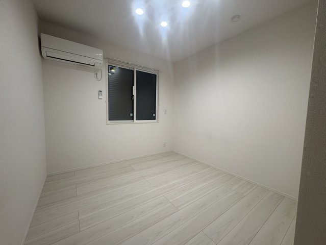 クラシスト泉町の居間・リビング