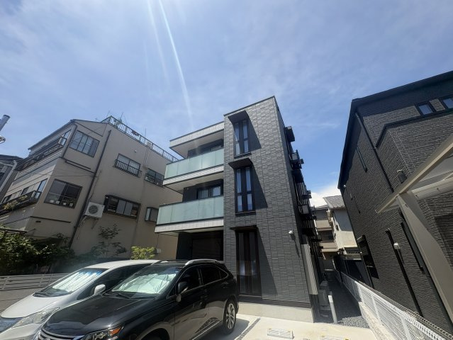 クラシスト泉町の外観