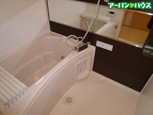 ピュアハイムアイリスⅠの浴室