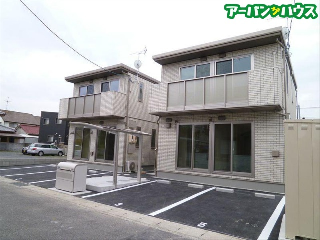 ピュアハイムアイリスⅠの外観
