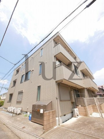 クラージュの外観