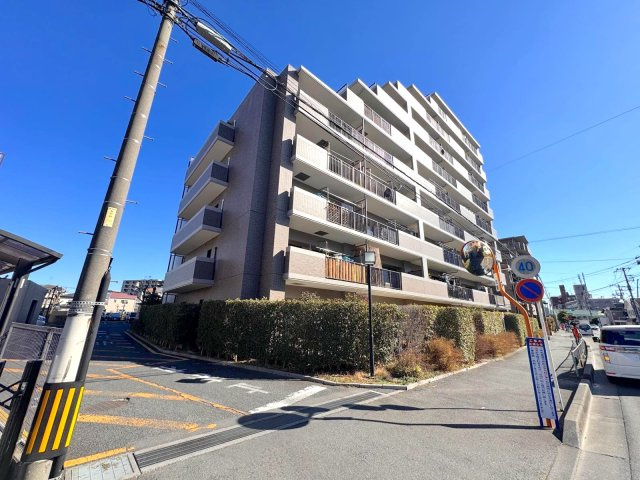 アメニクス川口の外観|外観
陽当りや通風に恵まれた、開放感のあるマンション外観。