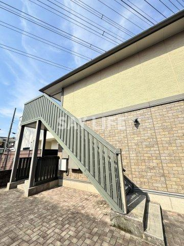 サンクレール志紀のエントランス