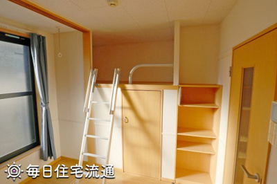 【寝室】 | ダンデライオン