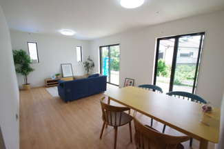 【内観：施工例】 | 【仲介手数料無料！！】多摩市連光寺6丁目　新築戸建て（全2棟）A号棟　4550万円 | LD