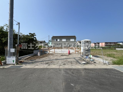【外観】 | 沼津市大諏訪 9期 新築建売 | 現在建築中の外観画像です。ご内覧は同じメーカーの完成物件へご案内いたしますので、いつでもご相談ください！