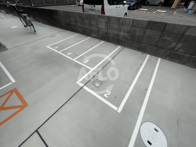 プルメリア関大前のその他共用部分|バイク置き場