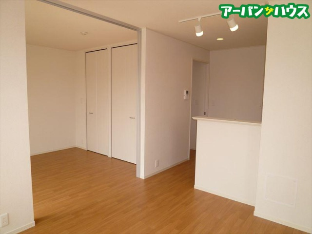 マストゥーラ妹尾の収納