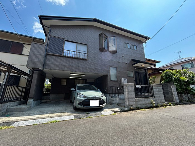 【外観】 | 沼津市大岡 中古戸建て | 土地49坪の広々とした5SLDK再生住宅が月々6万円台から登場です！各部屋収納付きで2階に納戸もございます。