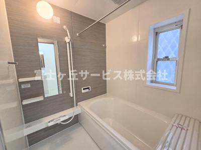 【浴室】 | 浜松市中央区海老塚町 中古戸建て | 風呂です