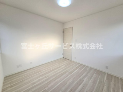 【洋室】 | 浜松市中央区海老塚町 中古戸建て | 洋室です