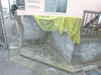 敷地内ゴミ置場