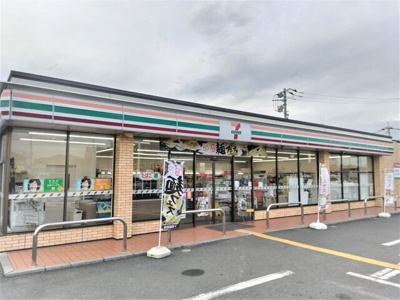 セブンイレブン草加谷塚バイパス店まで600ｍ