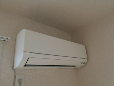 エアコン1基付きです。