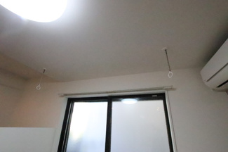 室内物干しつき。外に干したくない衣類も室内で乾かせます